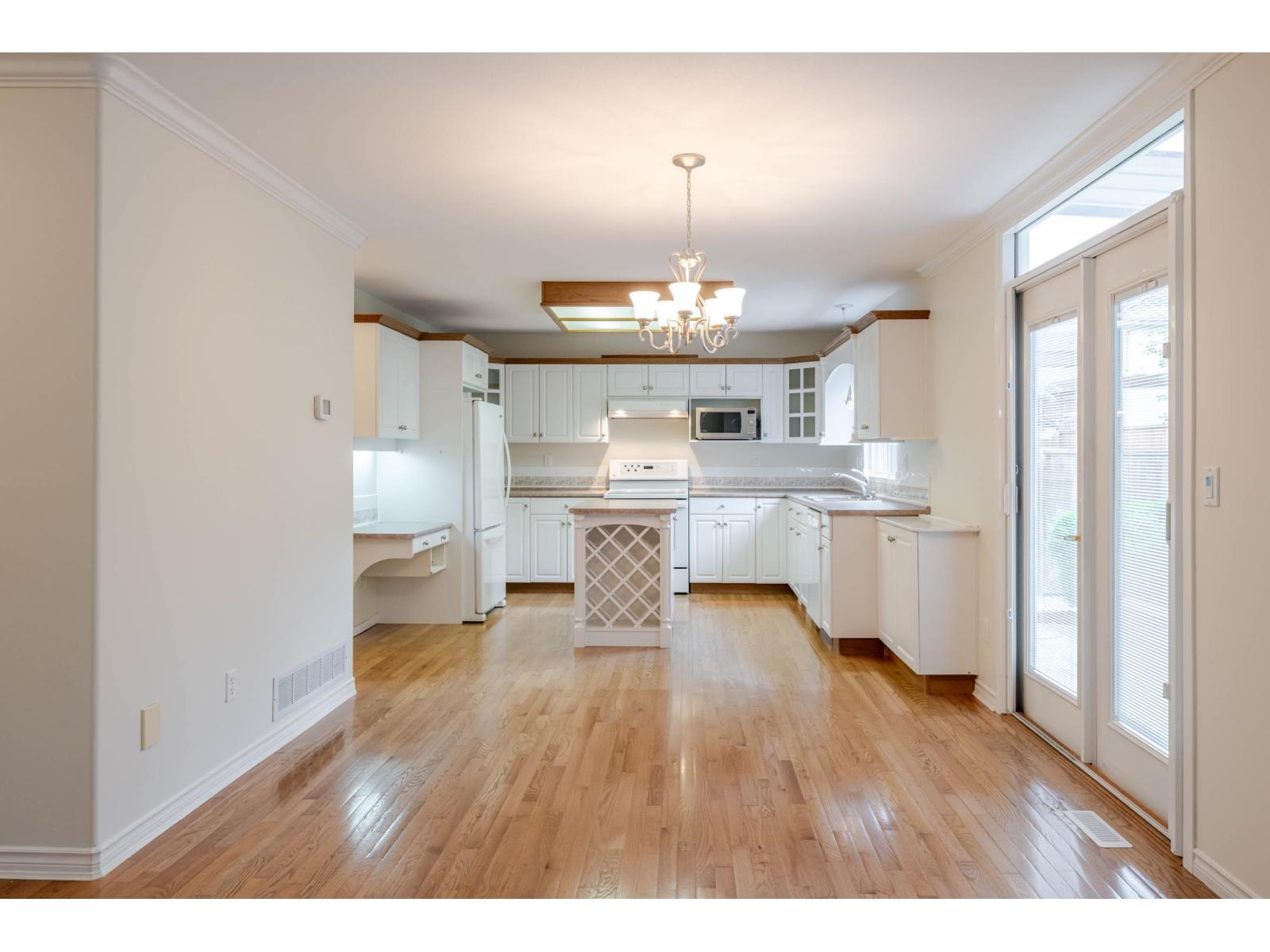 20234 93a Avenue, Langley, British Columbia  V1M 3Y7 - Photo 9 - R3142043