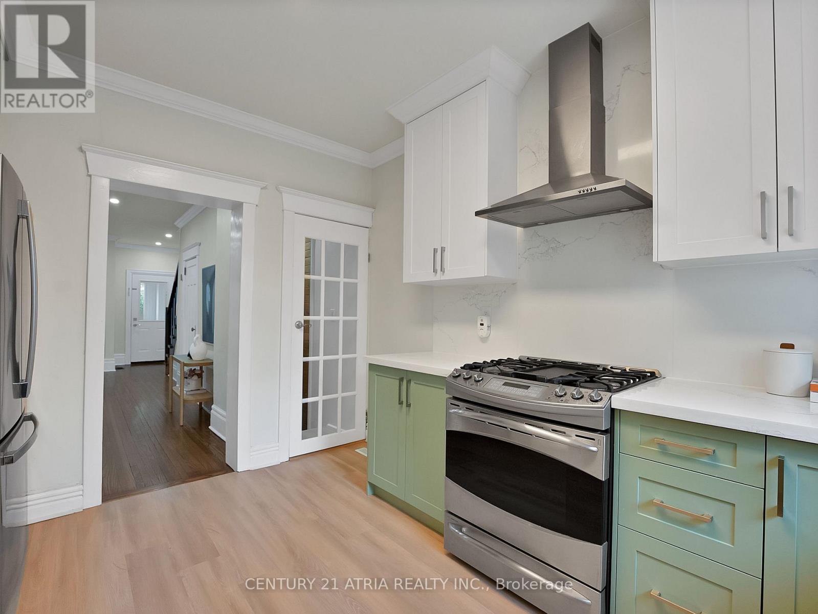 32 Rosevear Avenue, Toronto, Ontario  M4C 1Z3 - Photo 16 - E13526872