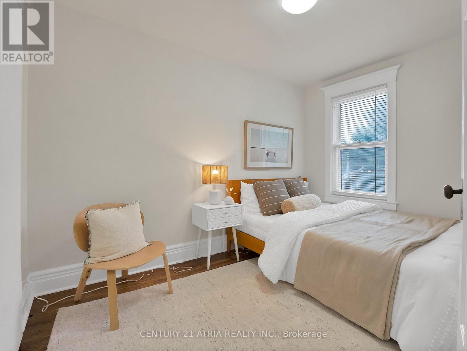32 Rosevear Avenue, Toronto, Ontario  M4C 1Z3 - Photo 23 - E13526872