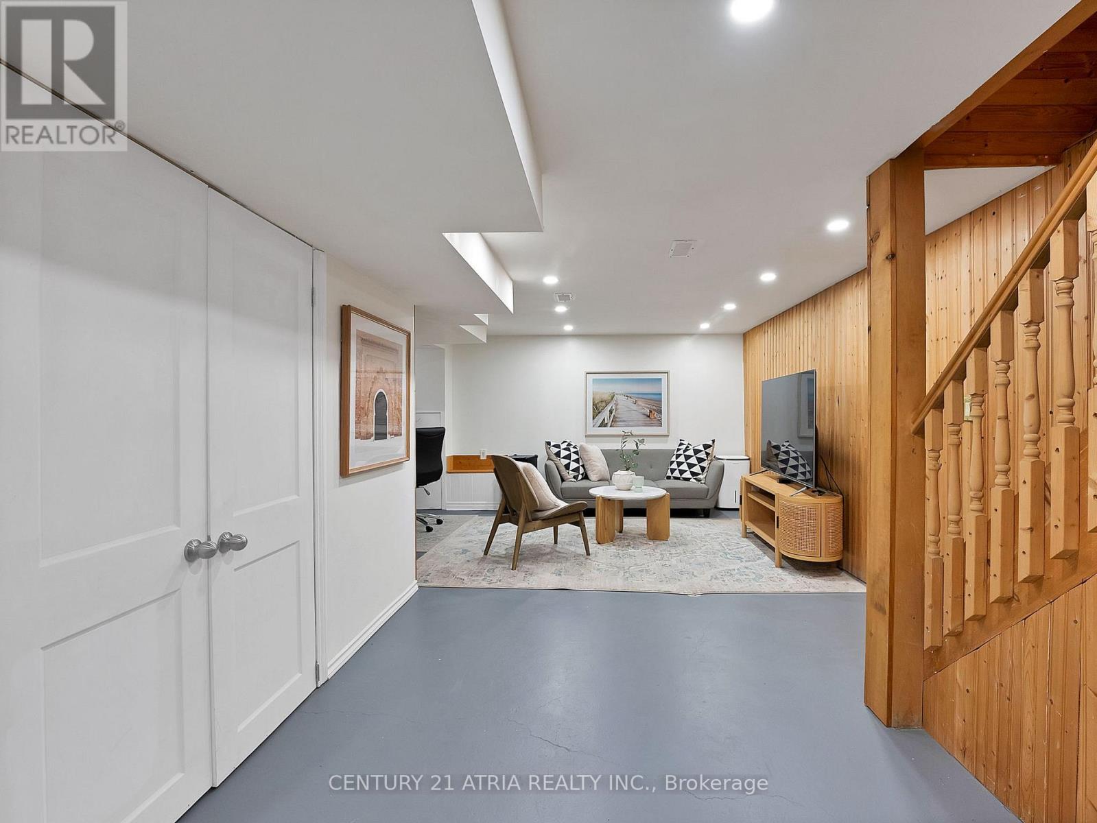 32 Rosevear Avenue, Toronto, Ontario  M4C 1Z3 - Photo 29 - E13526872