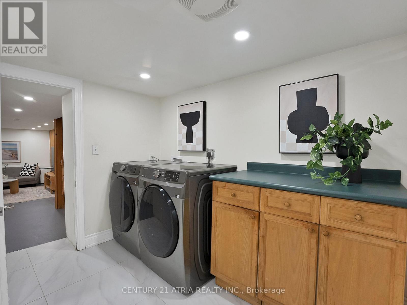 32 Rosevear Avenue, Toronto, Ontario  M4C 1Z3 - Photo 32 - E13526872