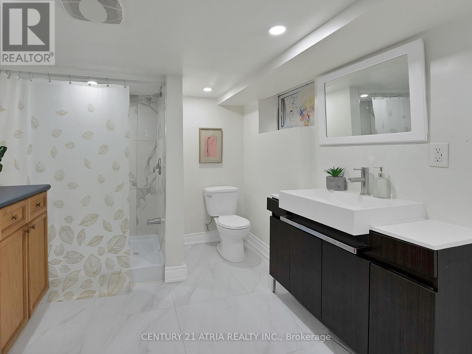 32 Rosevear Avenue, Toronto, Ontario  M4C 1Z3 - Photo 33 - E13526872