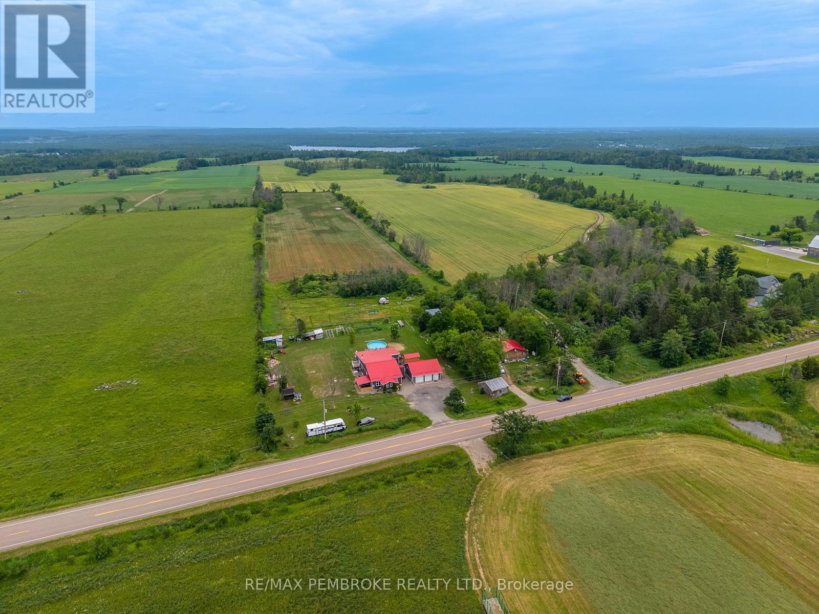 1890 Queensline Road, Whitewater Region, Ontario  K0J 1V0 - Photo 3 - X13526736