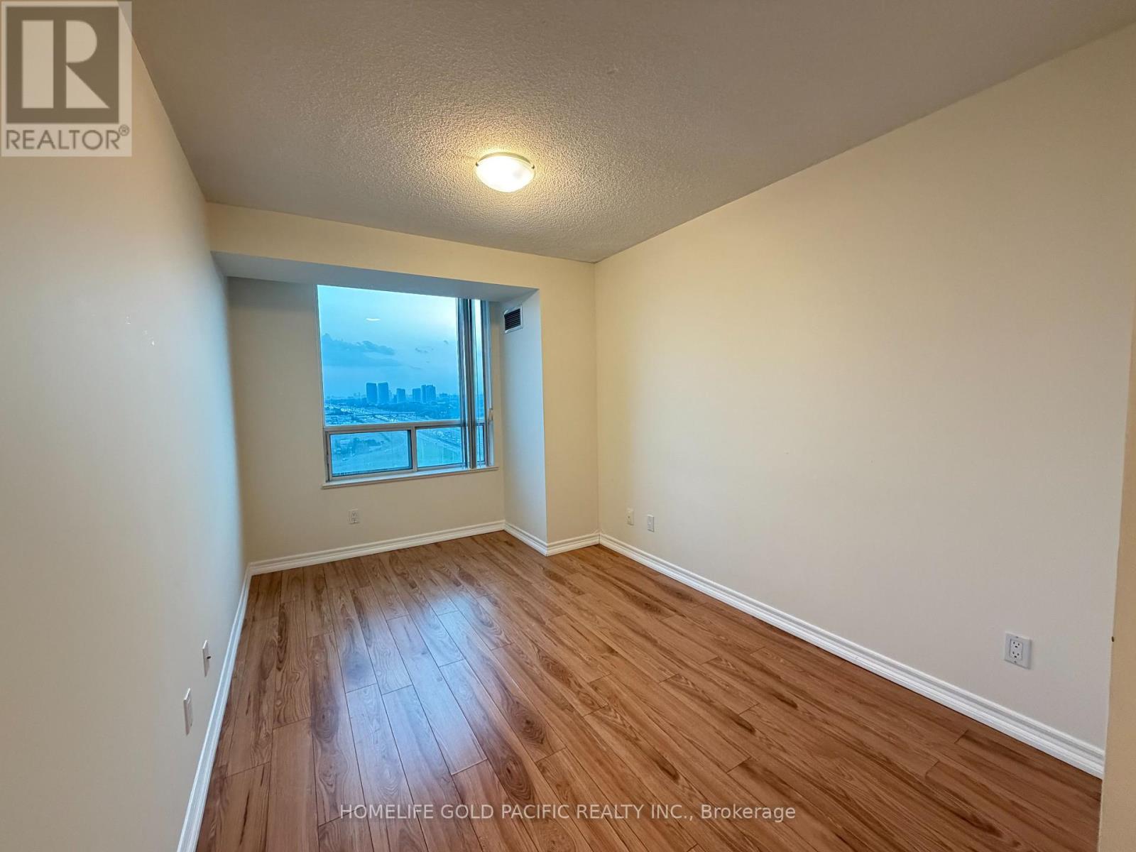 2522 - 68 CORPORATE DRIVE - Photo 9