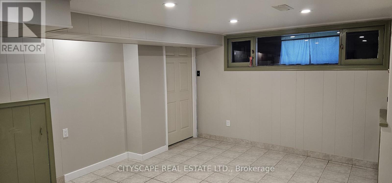 Basement - 49 Algoma Street, Toronto, Ontario  M8Y 1C4 - Photo 5 - W13526826