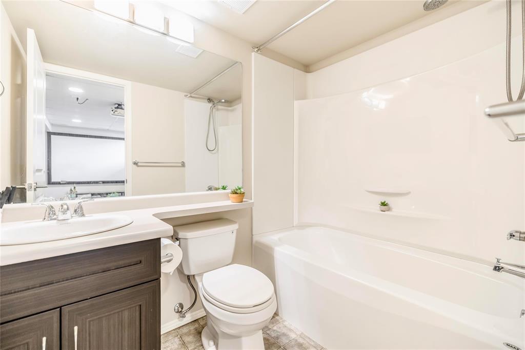 183 Appleford Gate, Winnipeg, Manitoba  R3Y 0S6 - Photo 46 - 202615406