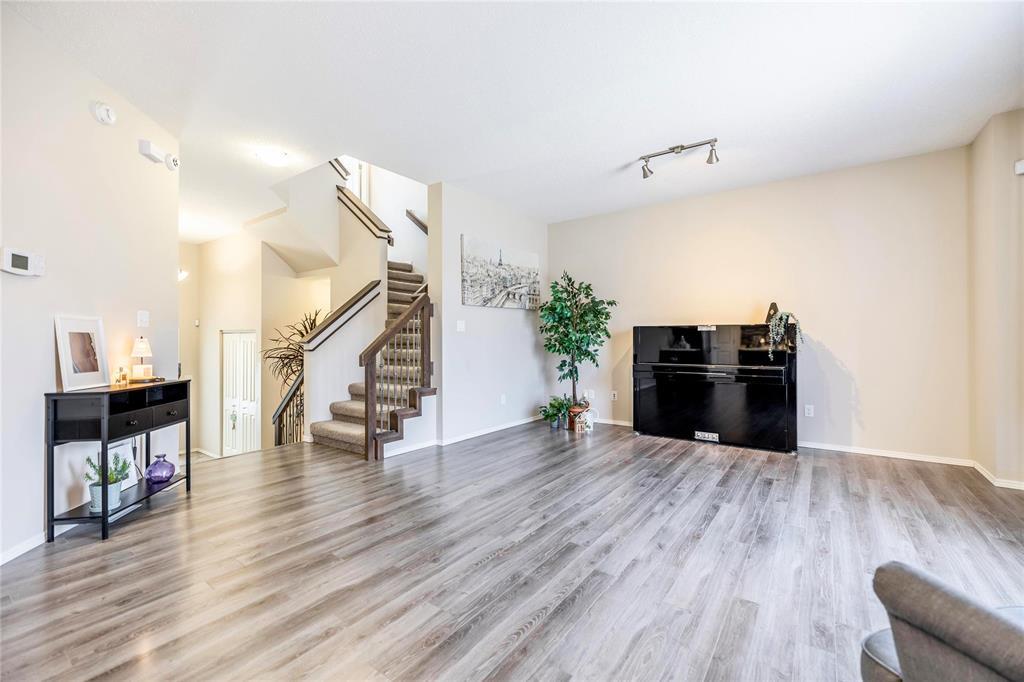 183 Appleford Gate, Winnipeg, Manitoba  R3Y 0S6 - Photo 9 - 202615406