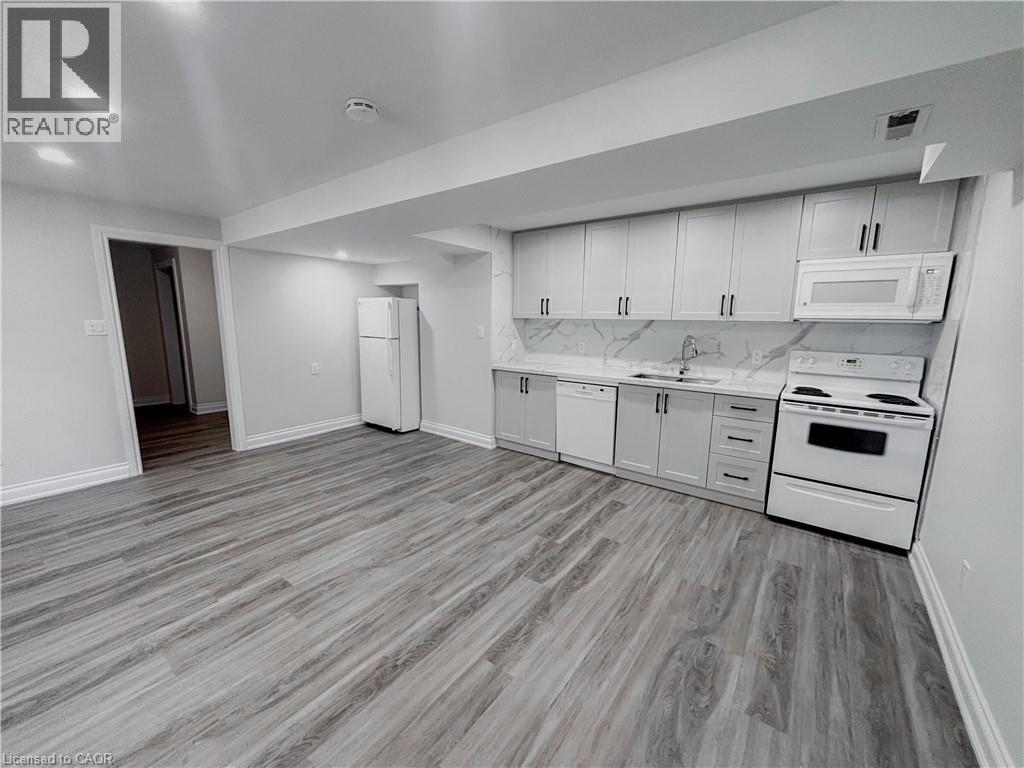 15 Westchester Place Unit# Lower, Kitchener, Ontario  N2B 3M6 - Photo 5 - 40843629