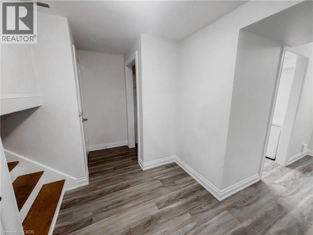 15 Westchester Place Unit# Lower, Kitchener, Ontario  N2B 3M6 - Photo 6 - 40843629