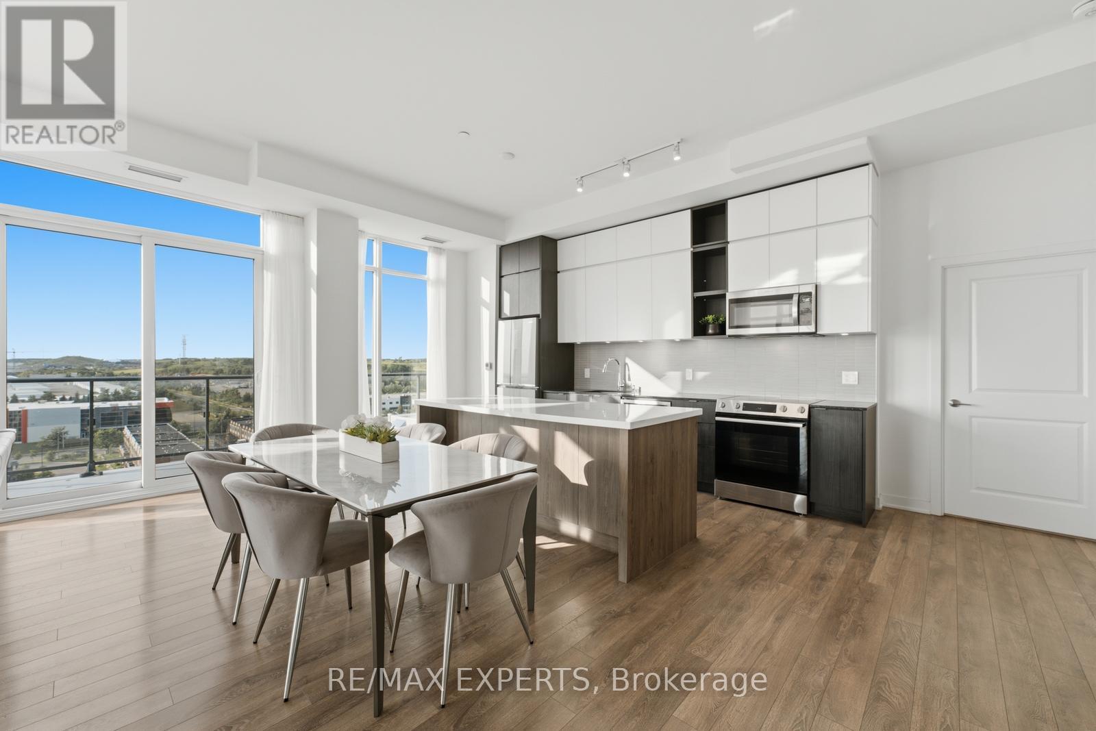 Ph1210 - 100 Eagle Rock Way, Vaughan, Ontario  L6A 5B9 - Photo 12 - N13525124