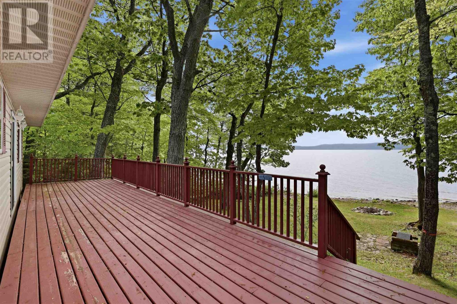 2268 Four Seasons Dr, Goulais River, Ontario  P0S 1E0 - Photo 18 - SM261612