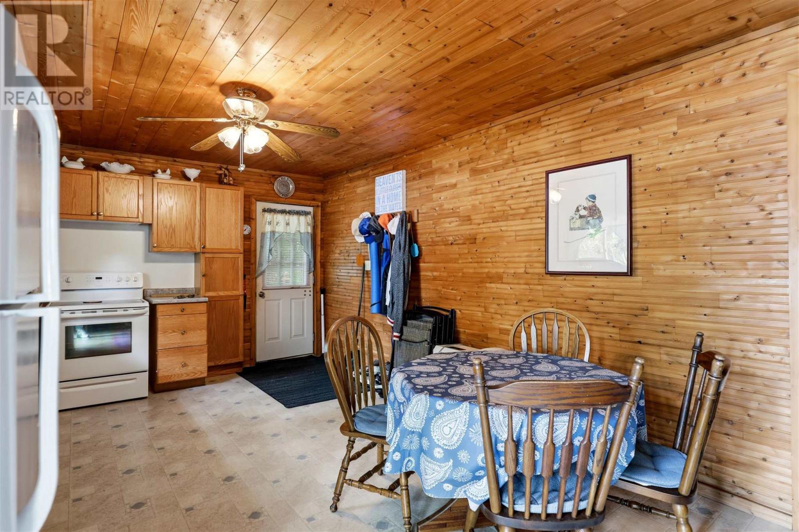 2268 Four Seasons Dr, Goulais River, Ontario  P0S 1E0 - Photo 9 - SM261612