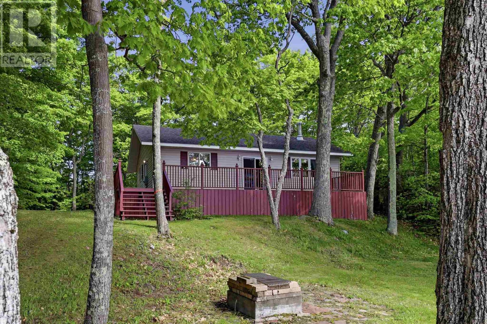 2268 Four Seasons DR, Goulais River, Ontario