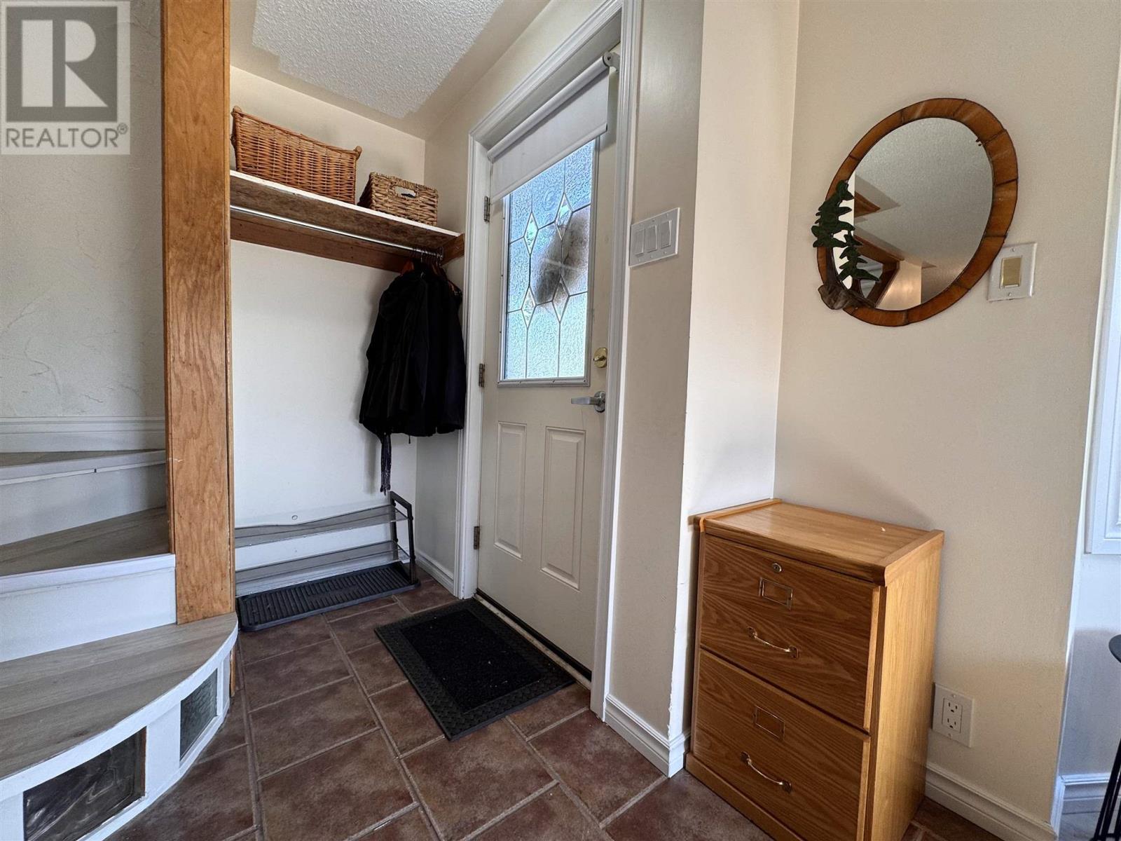 32 Champlain St, Sault Ste. Marie, Ontario  P6B 3T7 - Photo 5 - SM261708