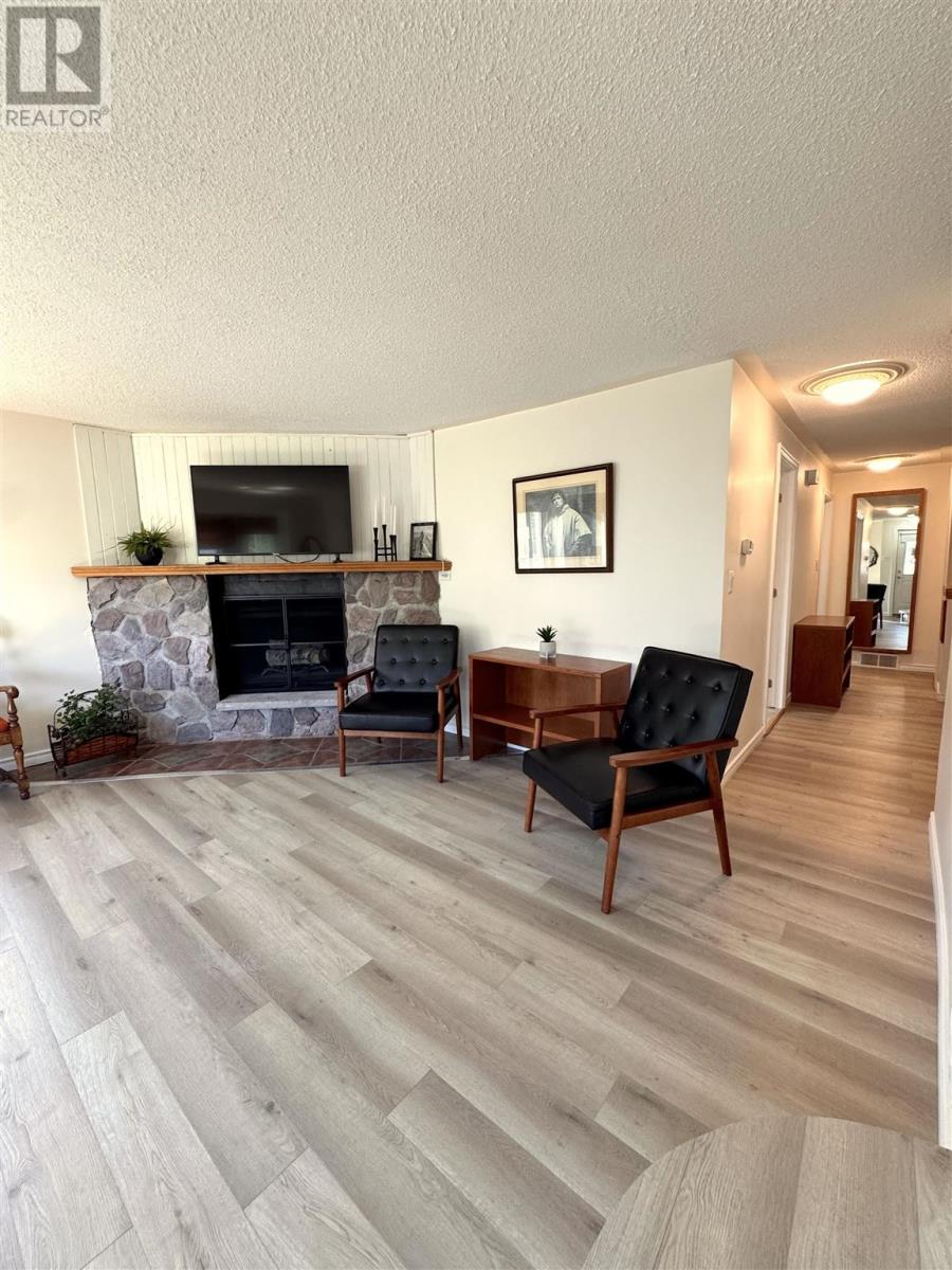 32 Champlain St, Sault Ste. Marie, Ontario  P6B 3T7 - Photo 11 - SM261708
