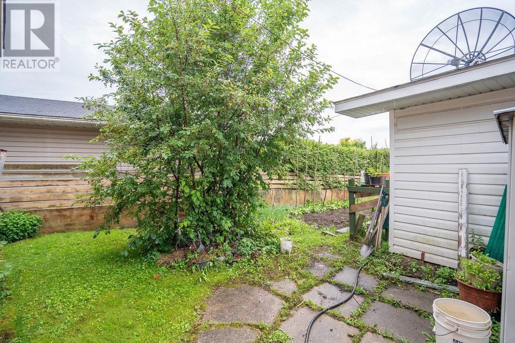 595 Korah Rd, Sault Ste. Marie, Ontario  P6C 4J6 - Photo 8 - SM261717