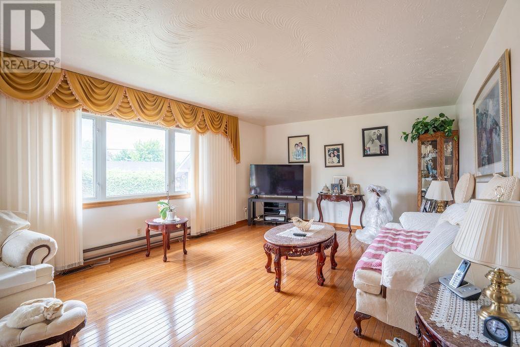 595 Korah Rd, Sault Ste. Marie, Ontario  P6C 4J6 - Photo 15 - SM261717