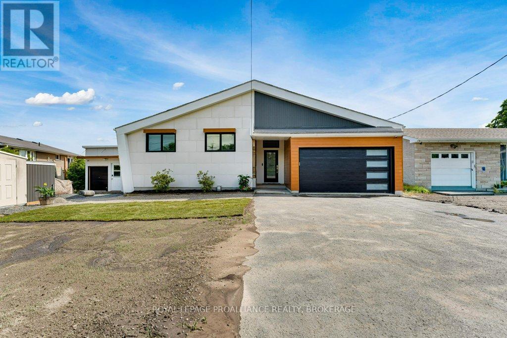 25 WILLOWBANK ROAD E, Gananoque, Ontario