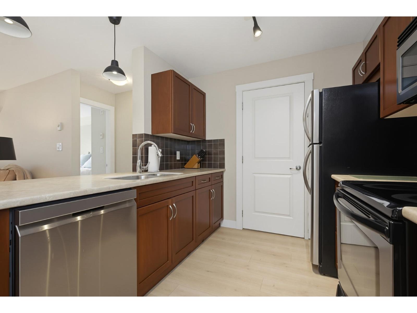 306 2038 Sandalwood Crescent, Abbotsford, British Columbia  V2S 3H6 - Photo 4 - R3140924