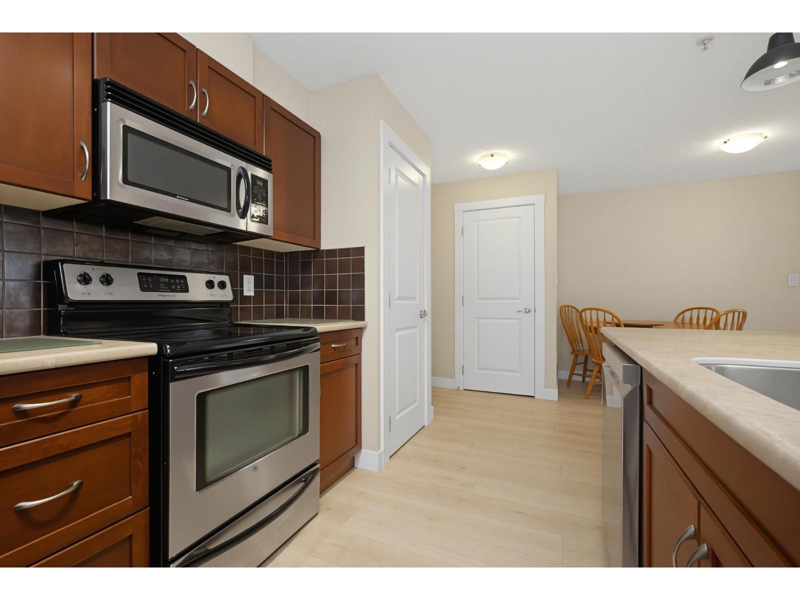 306 2038 Sandalwood Crescent, Abbotsford, British Columbia  V2S 3H6 - Photo 7 - R3140924