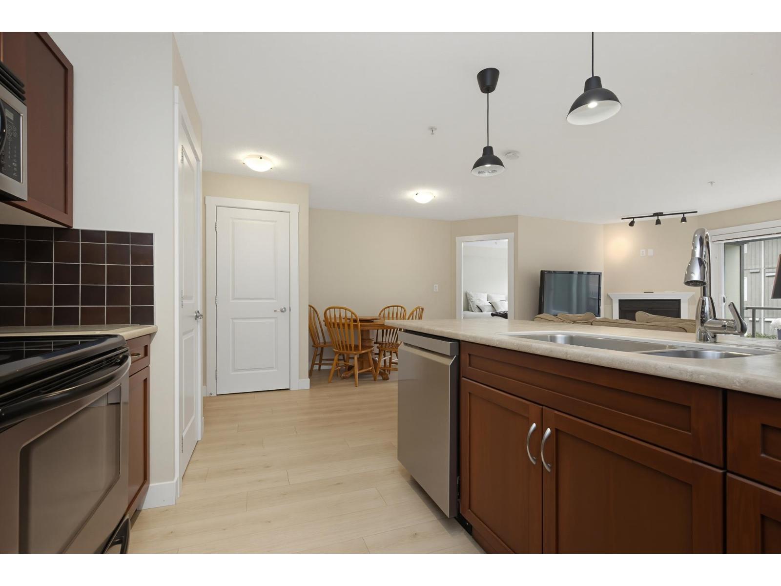 306 2038 Sandalwood Crescent, Abbotsford, British Columbia  V2S 3H6 - Photo 6 - R3140924