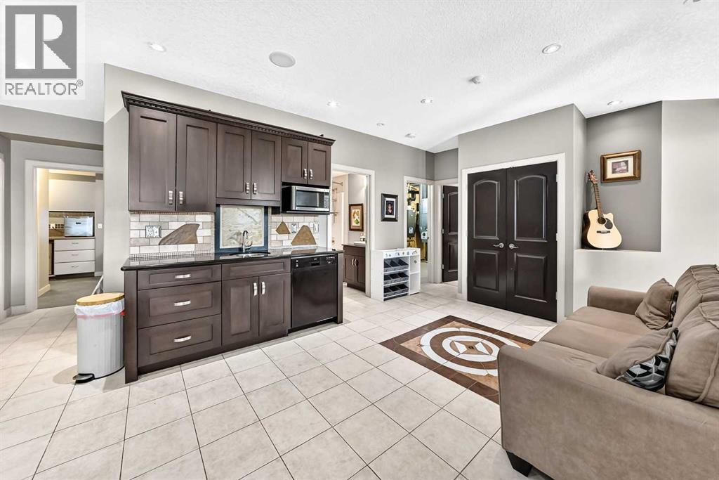 423 Rocky Ridge Drive NW, Calgary, Alberta  T3G 5C2 - Photo 35 - A2323190