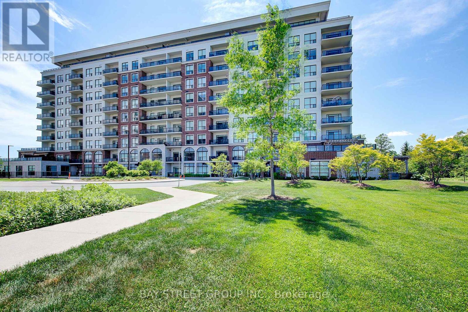 211 - 460 CALLAWAY ROAD, London North (North R)