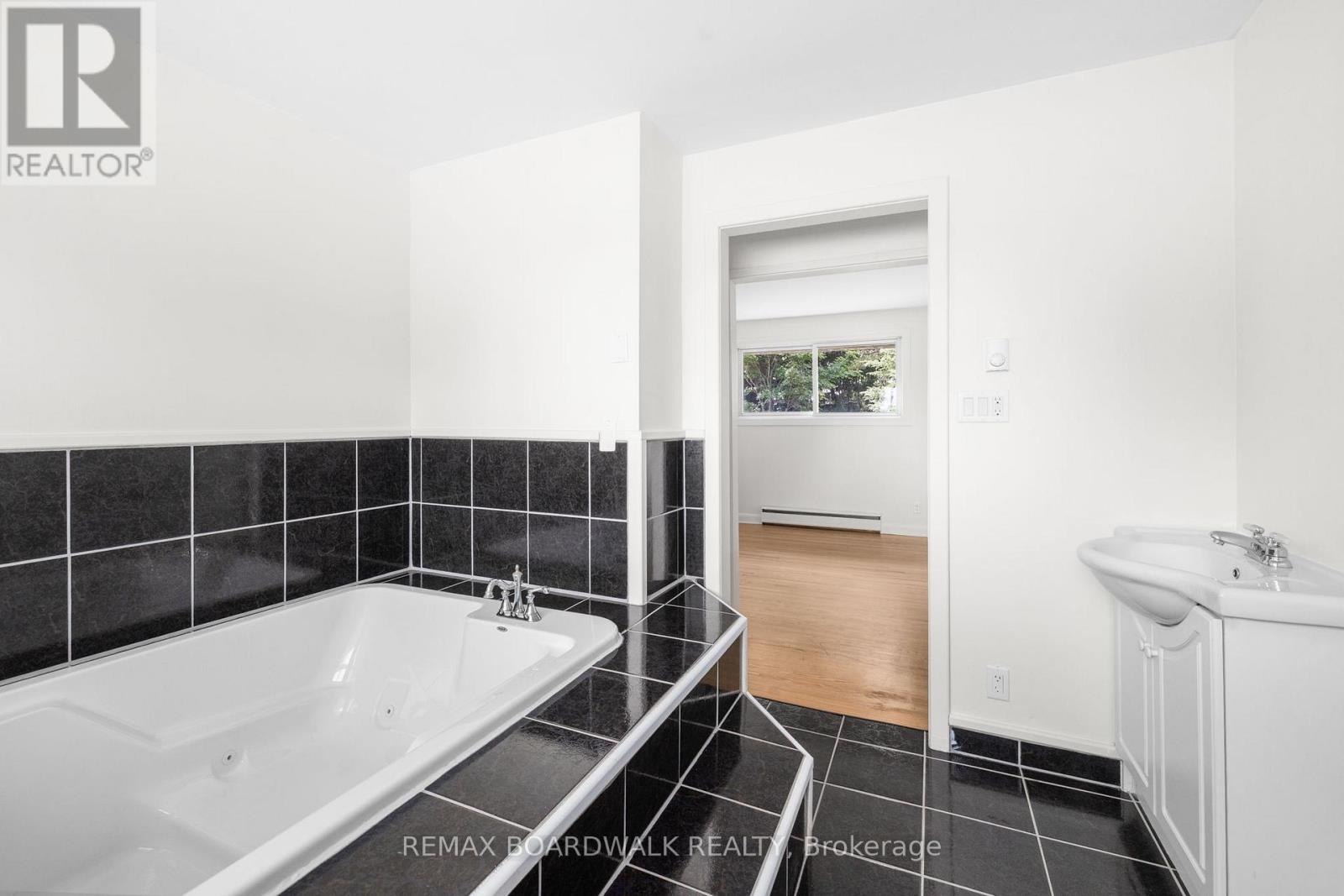 24 North Street N, Perth, Ontario  K7H 2S5 - Photo 17 - X13526182