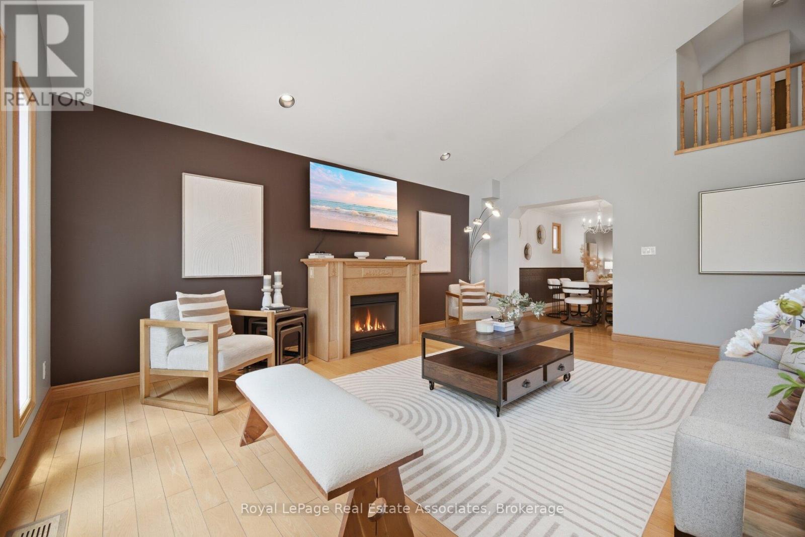 32 Plaxton Drive, Toronto, Ontario  M4B 2P9 - Photo 22 - E13526904