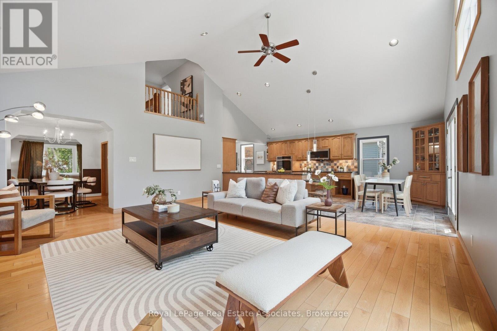 32 Plaxton Drive, Toronto, Ontario  M4B 2P9 - Photo 23 - E13526904
