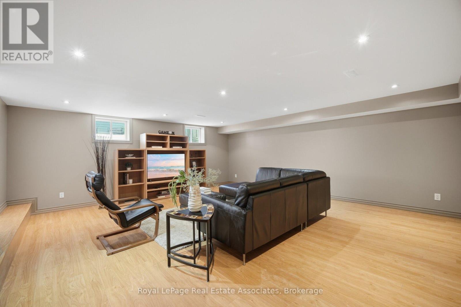 32 Plaxton Drive, Toronto, Ontario  M4B 2P9 - Photo 33 - E13526904