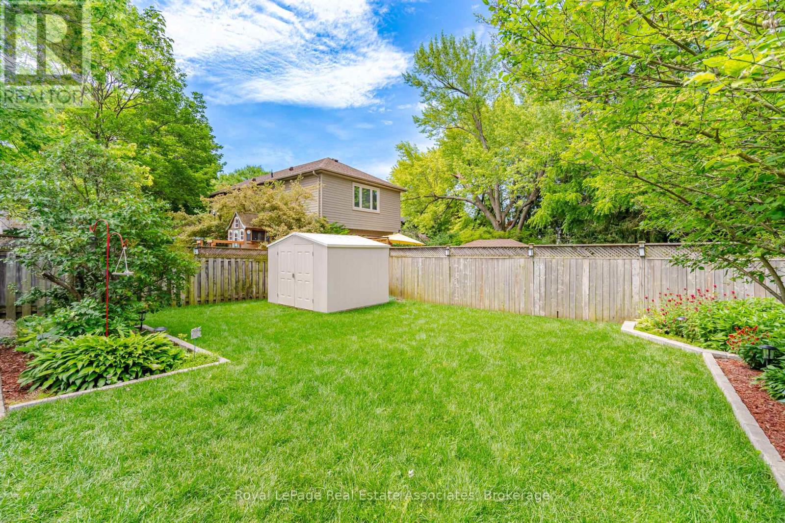 32 Plaxton Drive, Toronto, Ontario  M4B 2P9 - Photo 44 - E13526904