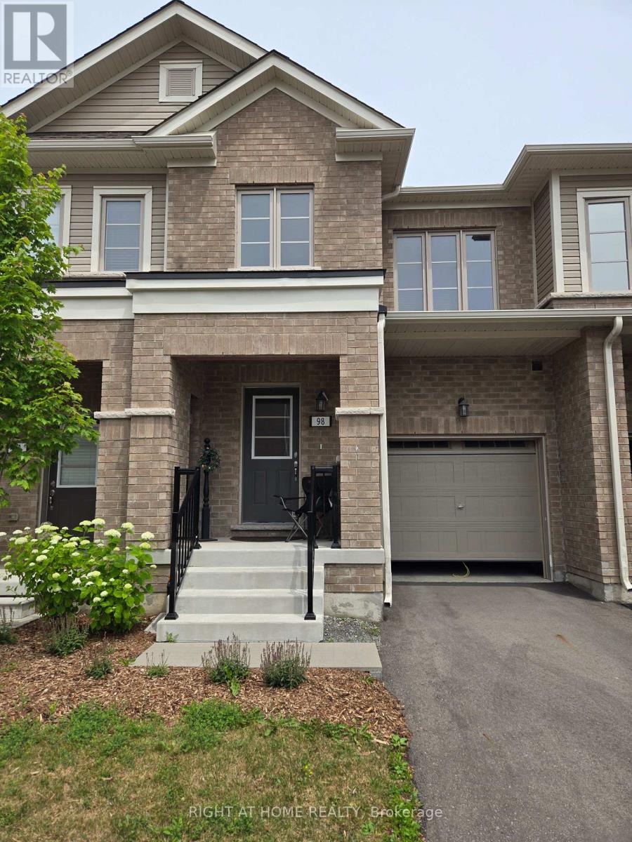 98 Senay Circle Nw, Clarington, Ontario  L1E 0G9 - Photo 1 - E13526956