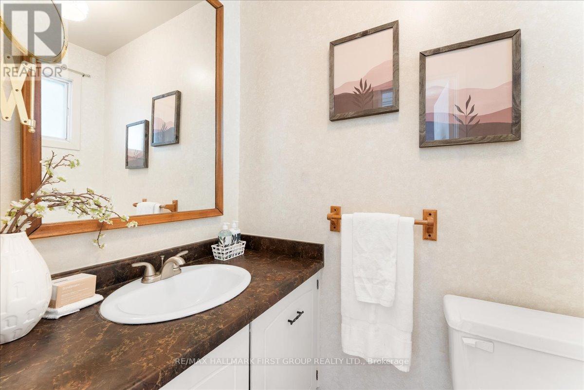 16 Goodfellow Street, Whitby, Ontario  L1P 1C4 - Photo 20 - E13527014
