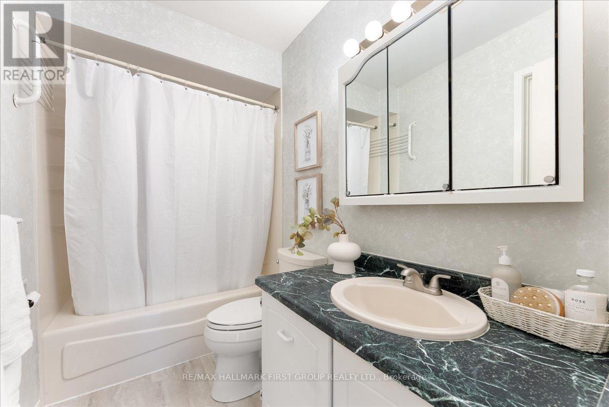 16 Goodfellow Street, Whitby, Ontario  L1P 1C4 - Photo 28 - E13527014