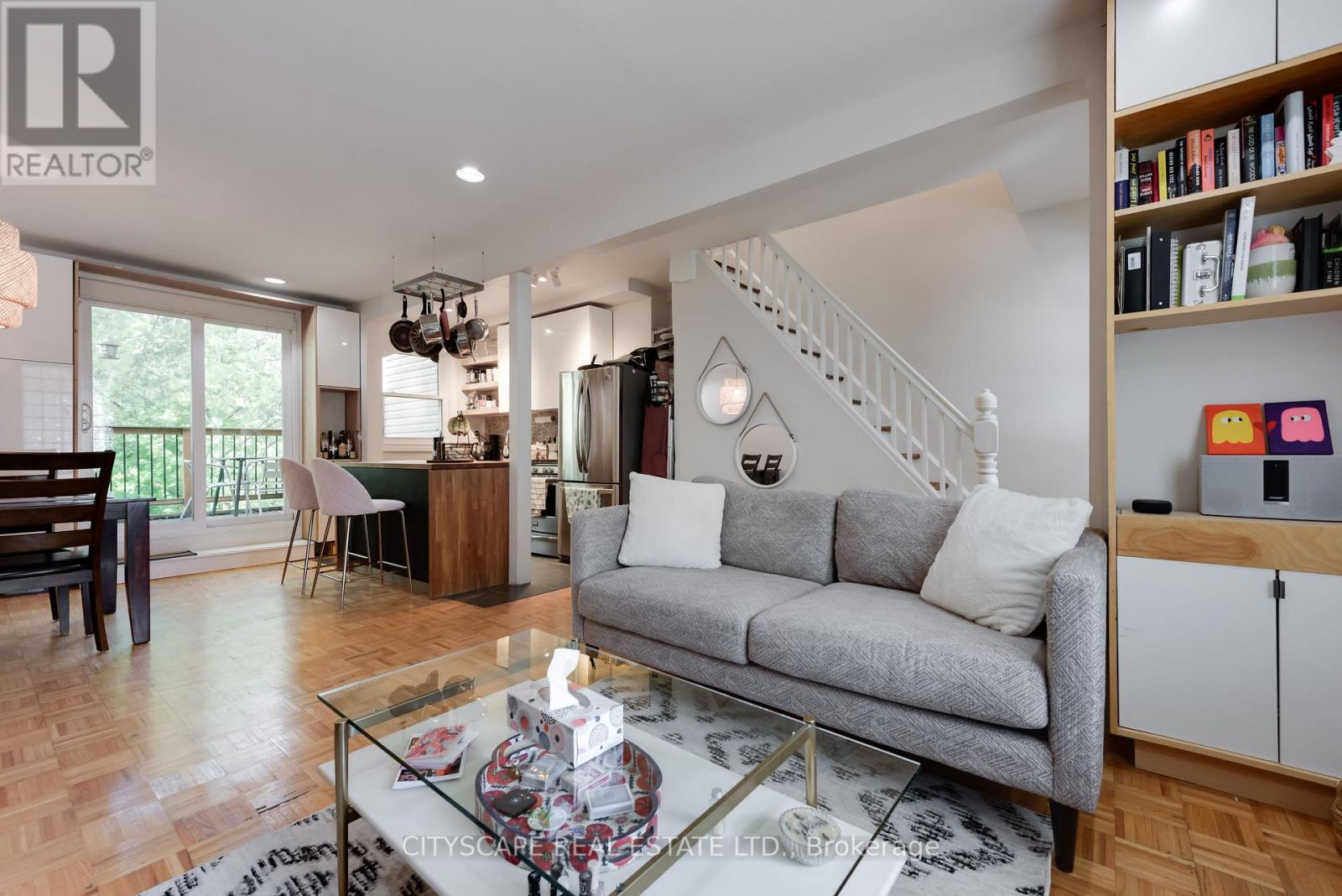 UPPER - 193 COXWELL AVENUE