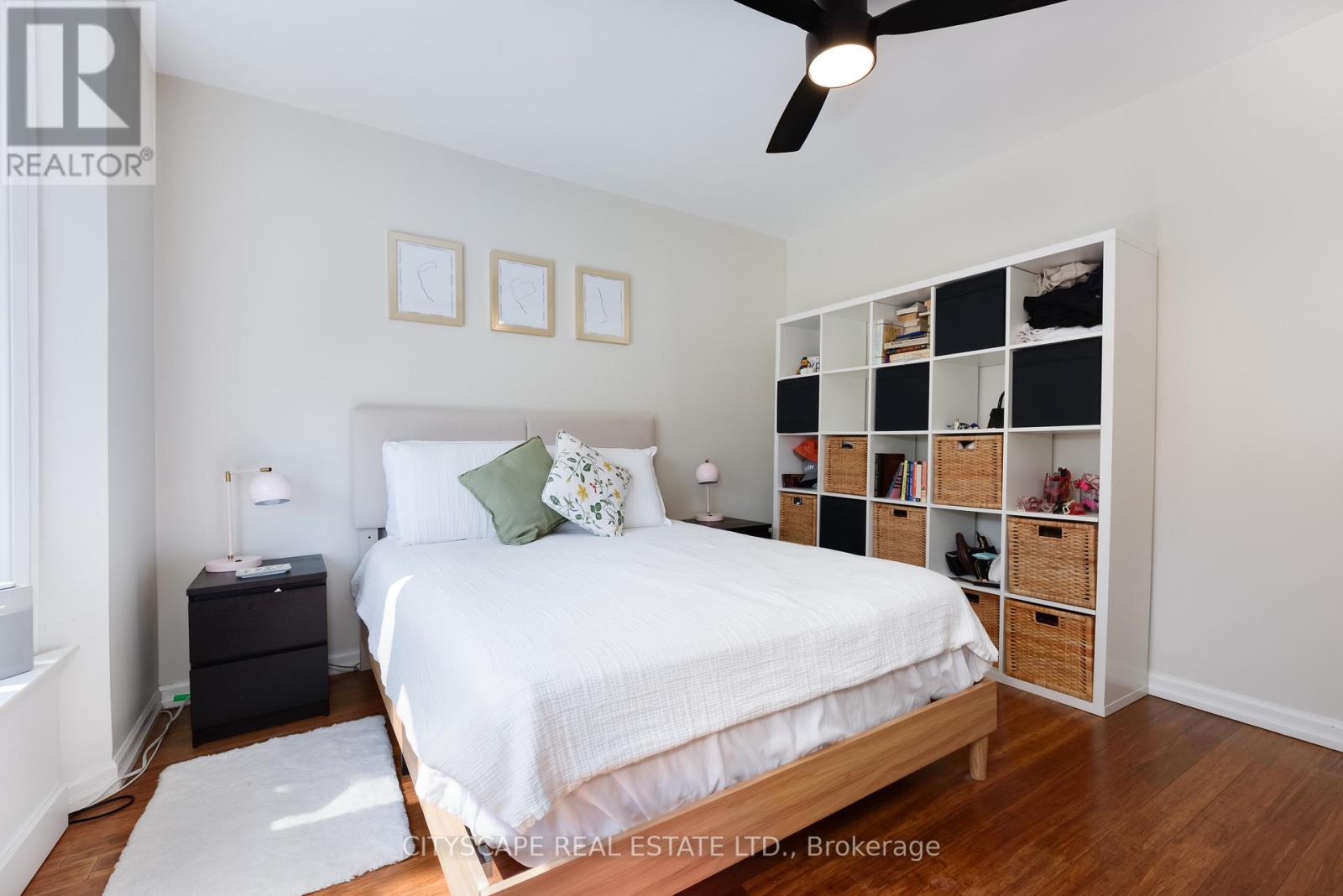 Upper - 193 Coxwell Avenue, Toronto, Ontario M4L 3B4 - Photo 11 - E13527168