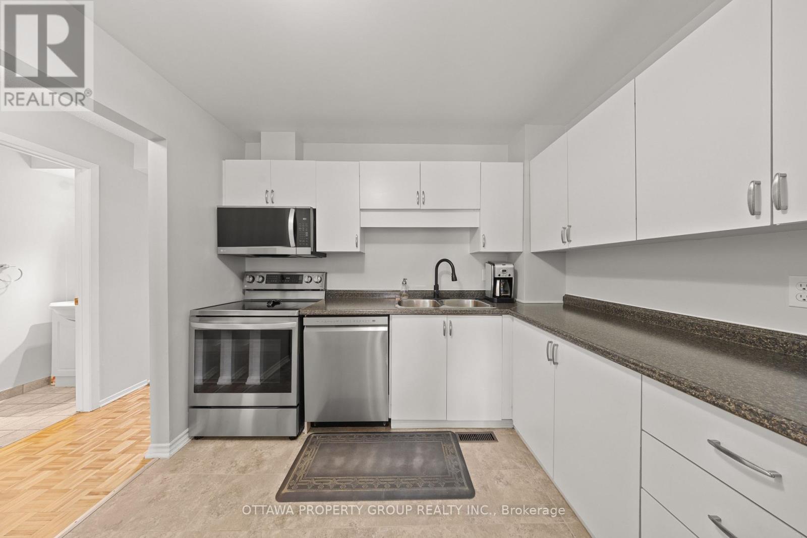 13 Bentbrook Crescent, Ottawa, Ontario  K2J 3X9 - Photo 2 - X13527032