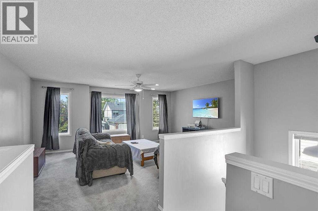 274 Somerside Park SW, Calgary, Alberta  T2Y 3G5 - Photo 14 - A2326557