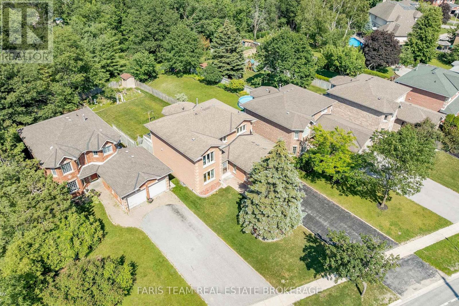 491 Ferndale Drive N, Barrie (Northwest), Ontario  L4N 7X7 - Photo 2 - S13526954