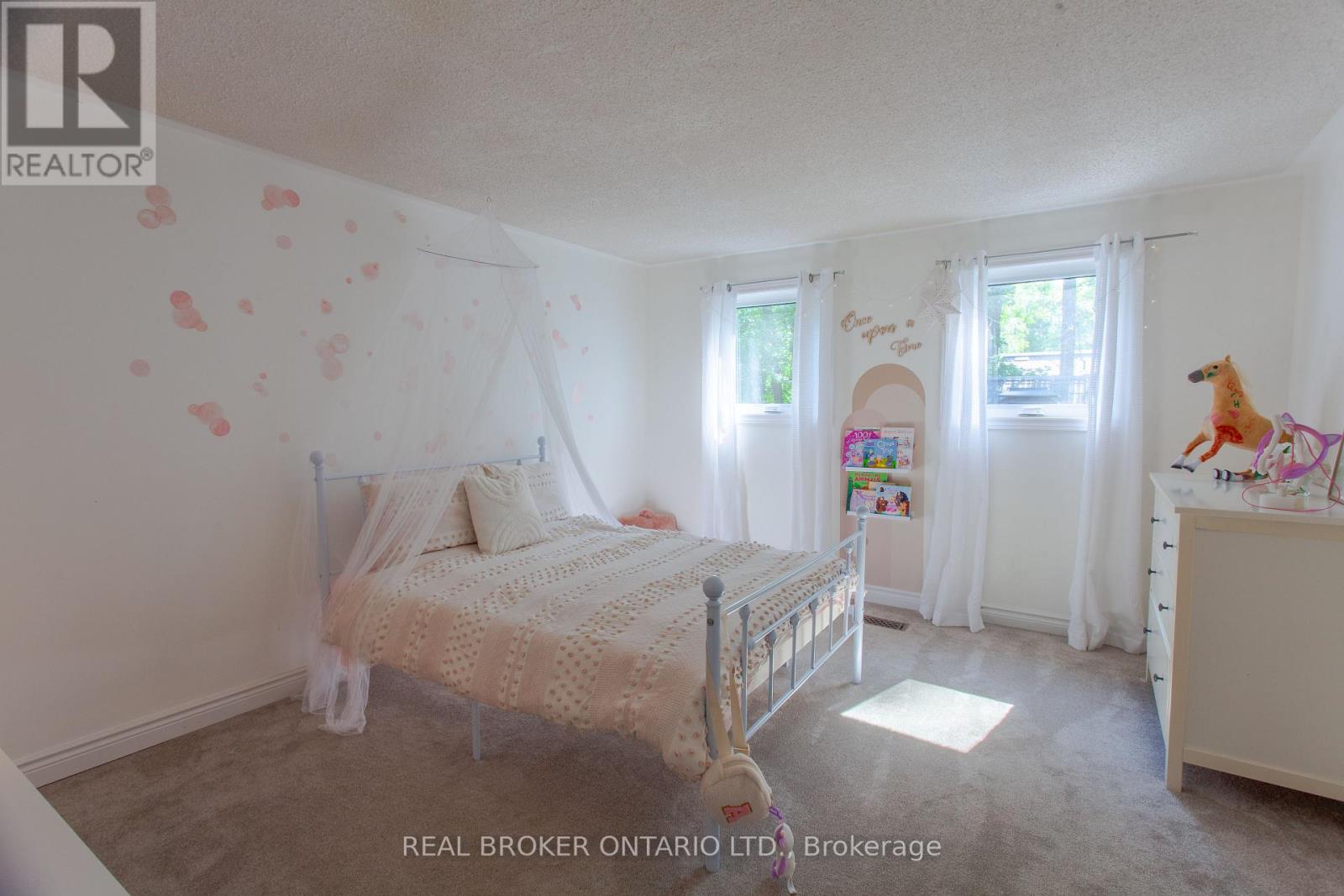1880 Glen Oak Lane, Severn, Ontario L3V 7J1 - Photo 13 - S13527152