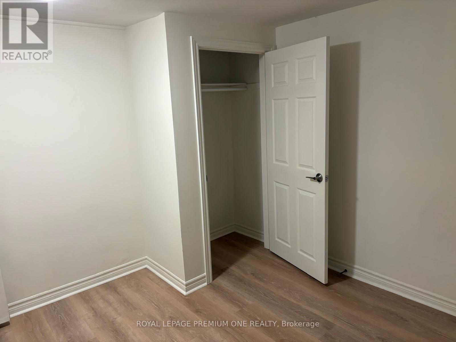 Lower - 14 Valleycrest Drive, King, Ontario  L7B 1G1 - Photo 9 - N13525794
