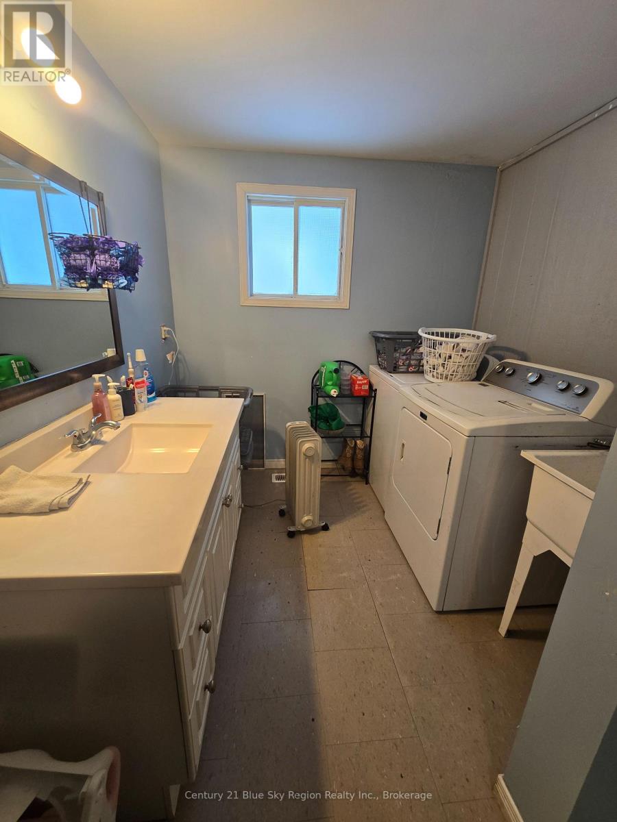 100 Nipissing Street, West Nipissing, Ontario  P2B 1J5 - Photo 15 - X13527120