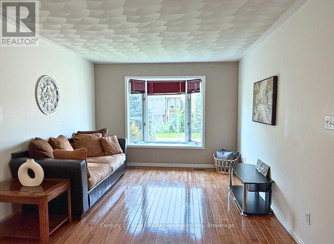 170 Cloverbrae Crescent, North Bay, Ontario  P1A 4J3 - Photo 3 - X13527188