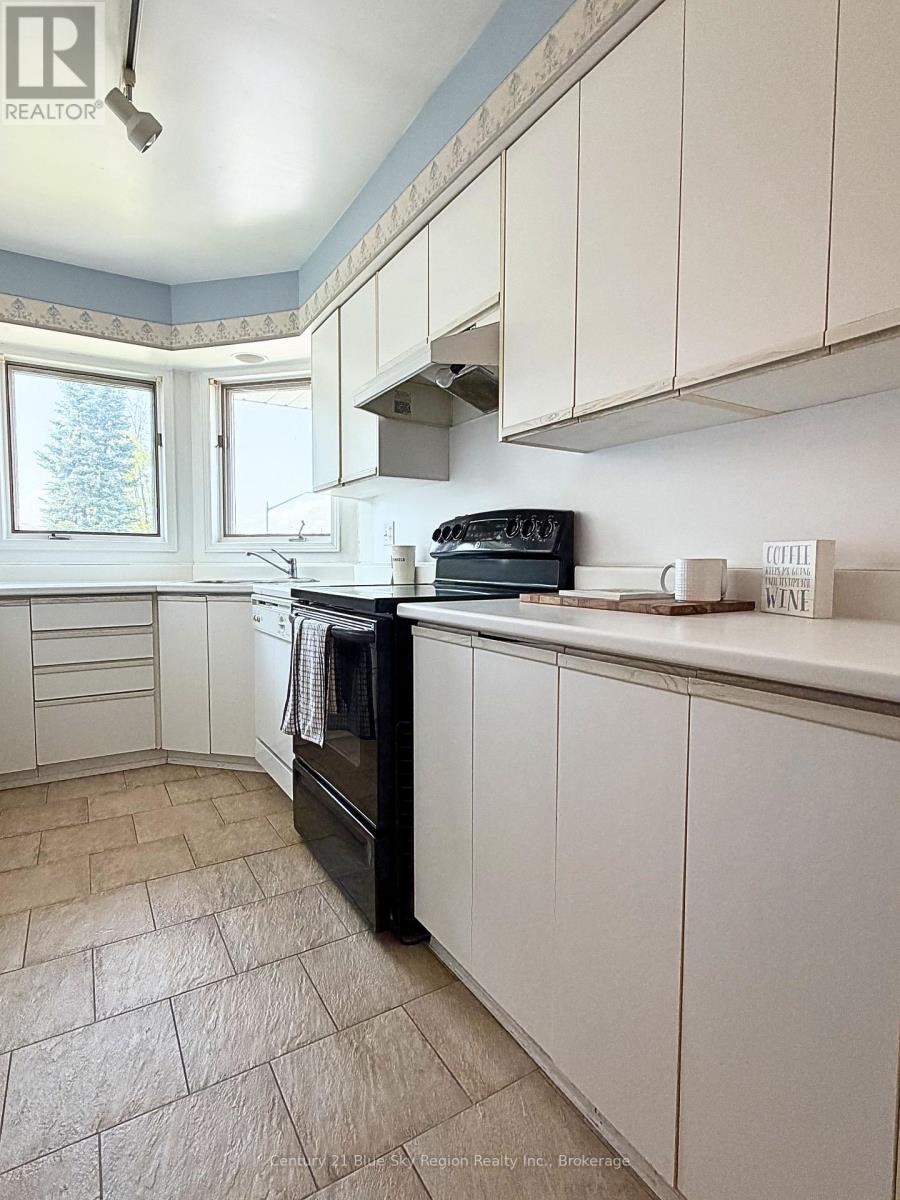 170 Cloverbrae Crescent, North Bay, Ontario  P1A 4J3 - Photo 8 - X13527188