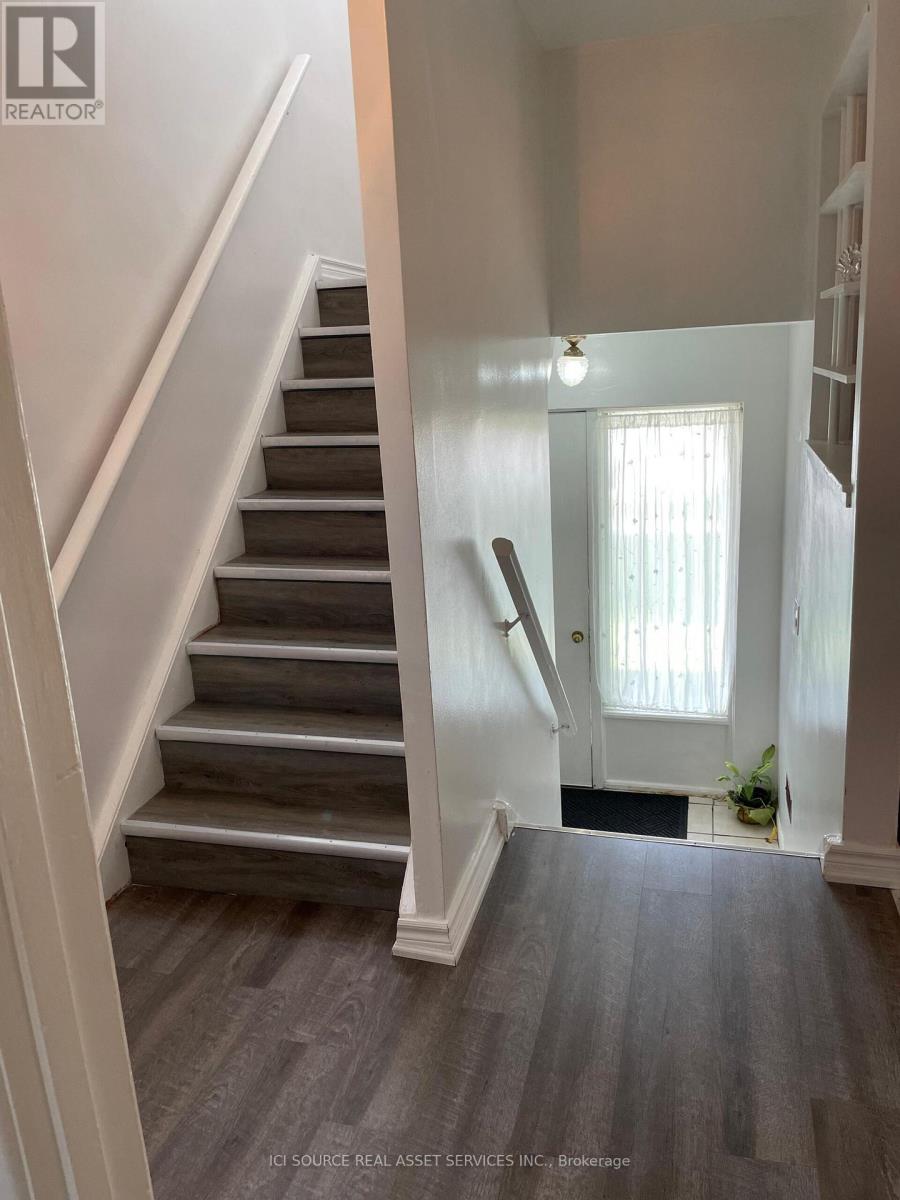 532 Appleby Line, Burlington, Ontario  L7L 2Y3 - Photo 9 - W13070442