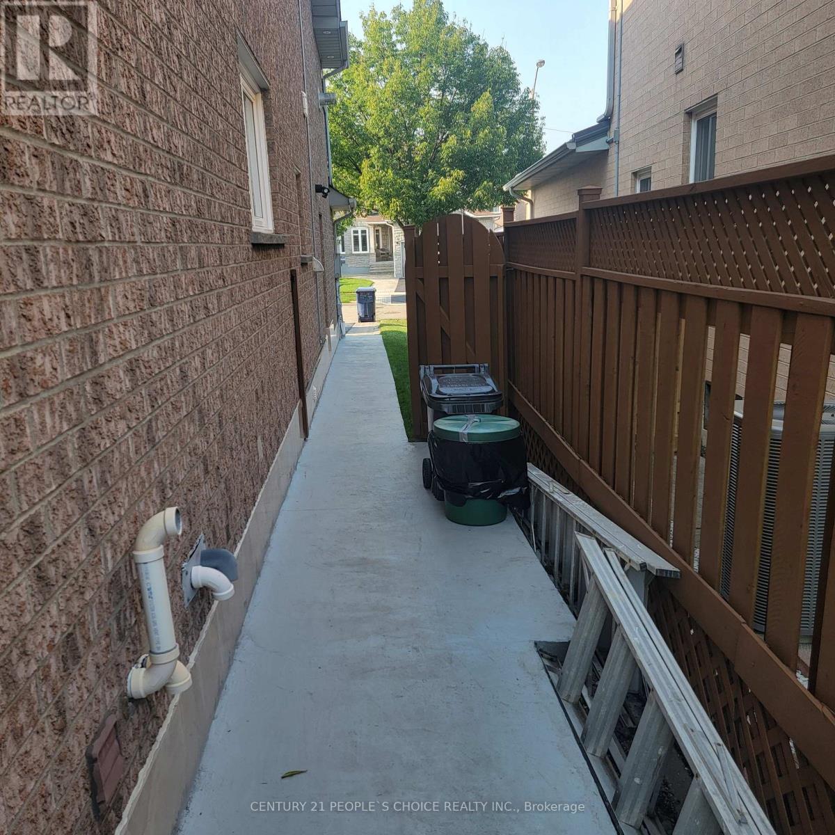 Bsmt - 31 Pinecone Drive, Toronto, Ontario  M9W 7B5 - Photo 18 - W13527020