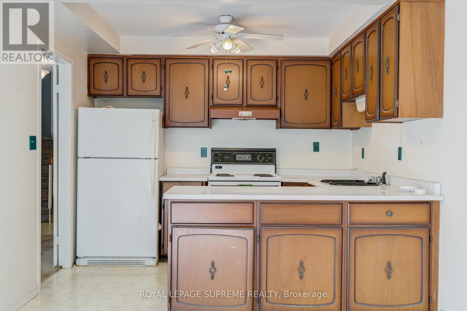 88 Salisbury Circle, Brampton, Ontario  L6V 2Z5 - Photo 11 - W13527028