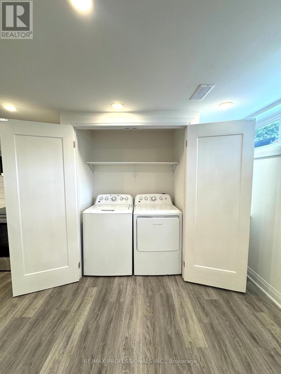 Bsmt - 24 Millburn Drive, Toronto, Ontario  M9B 2W9 - Photo 7 - W13527088