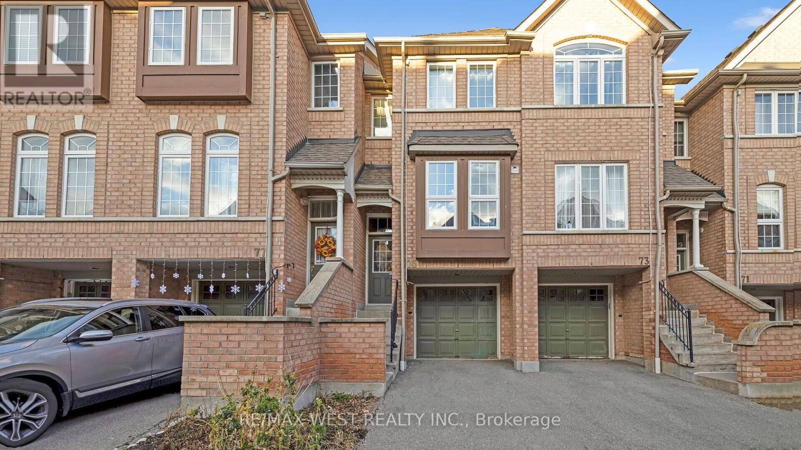 75 - 50 Strathaven Drive, Mississauga, Ontario L5R 4E7 - Photo 3 - W13527212